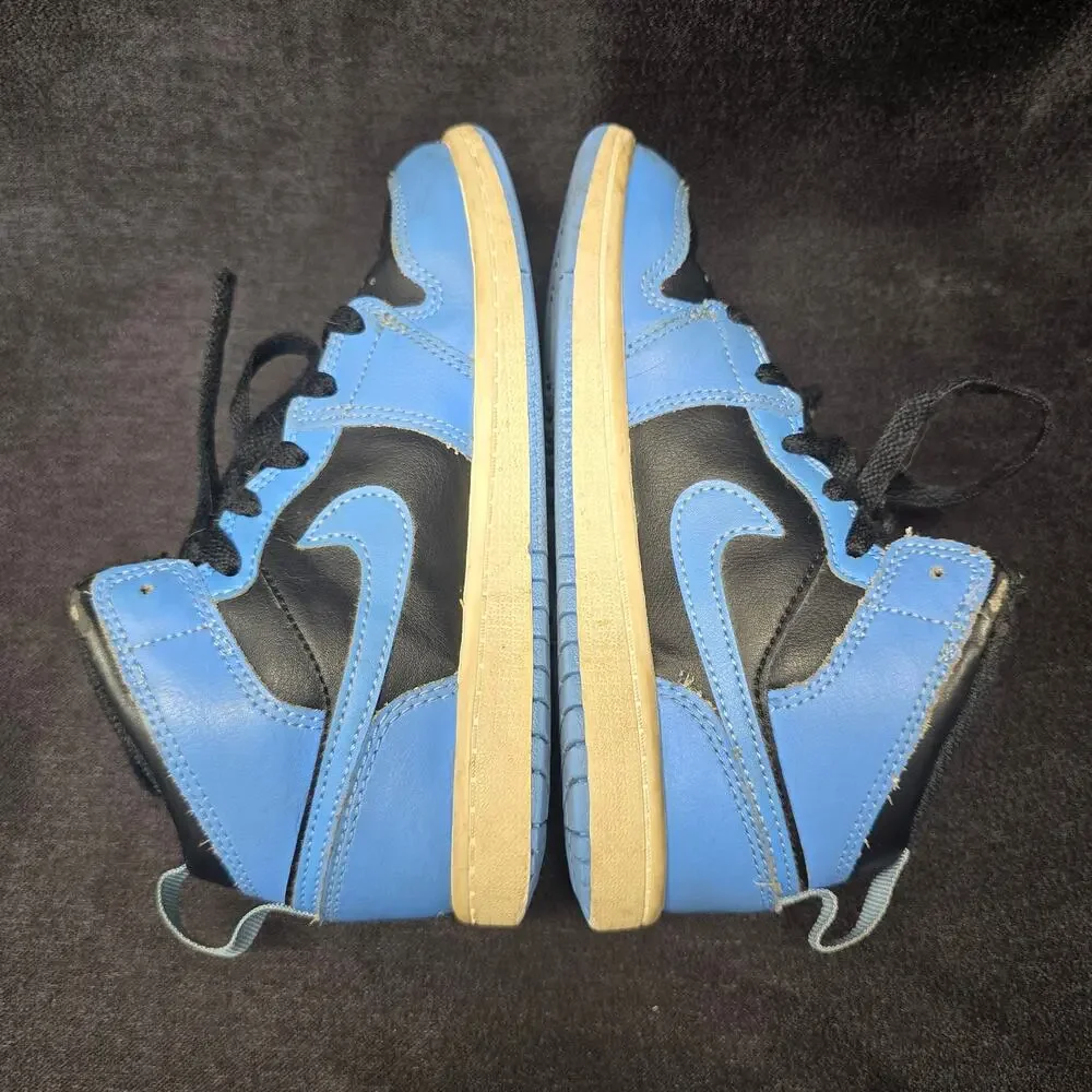 Nike Air Blue & Black Jordan 1 Mid Sneakers